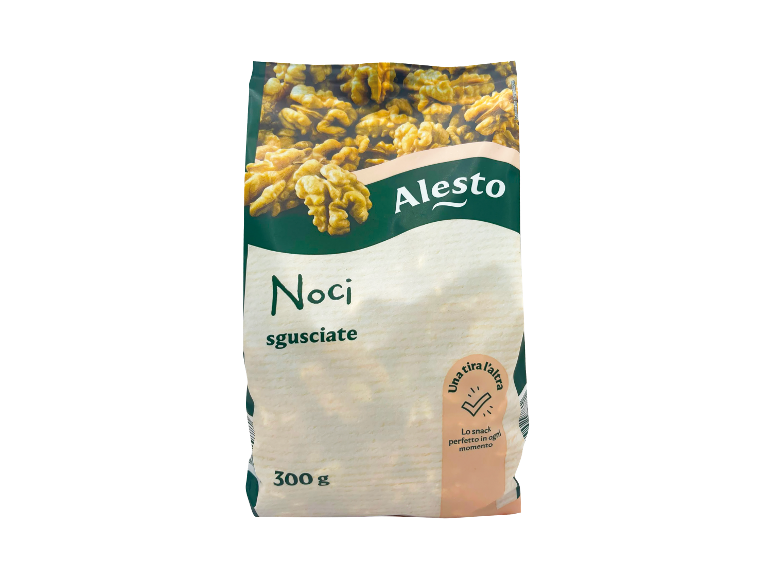 Confezione da 300g di noci sgusciate, con la scritta 'Noci sgusciate'.