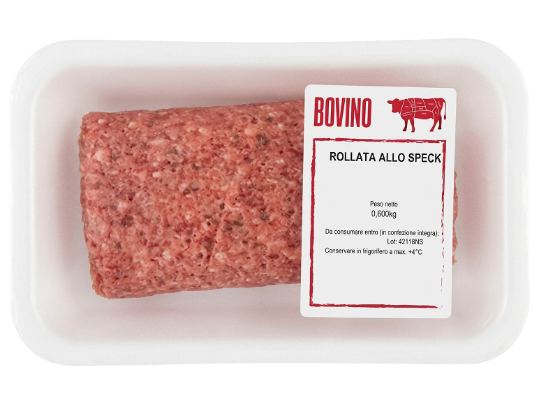 Rotolo di carne macinata confezionato con speck, 0,600kg, con etichetta italiana.