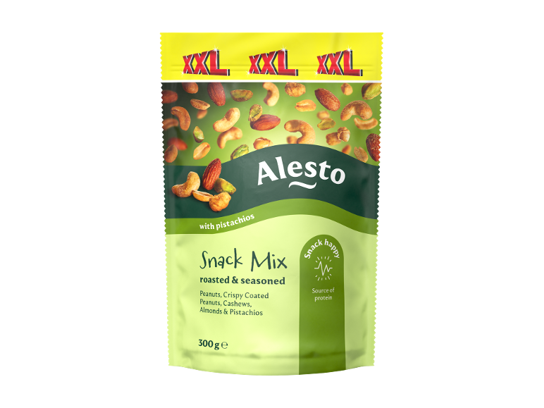 Mix di snack con arachidi, anacardi, mandorle e pistacchi tostati e conditi.