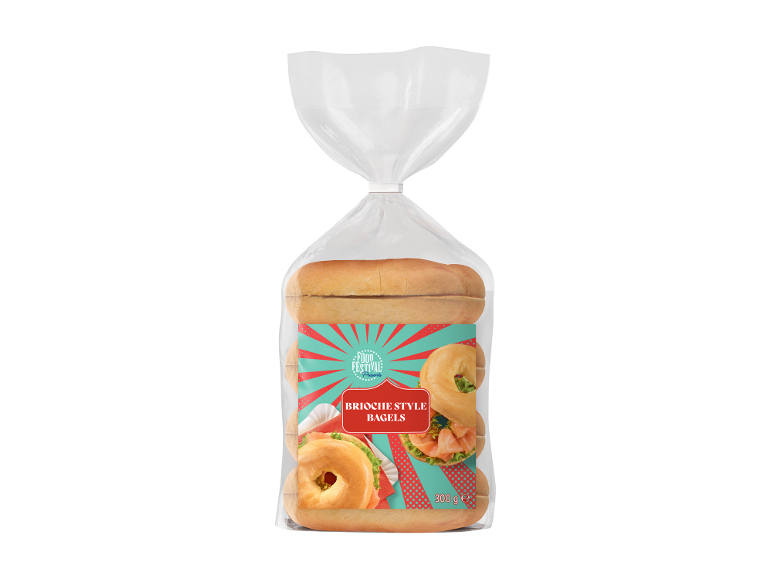 Confezione di bagel stile brioche con ripieni di salmone e lattuga, 300 g.