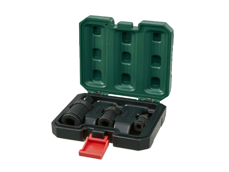 Set di chiavi a bussola a impatto nere in una custodia verde aperta con chiusura rossa.
