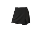 Gonna pantalone sportiva nera con spacco laterale.