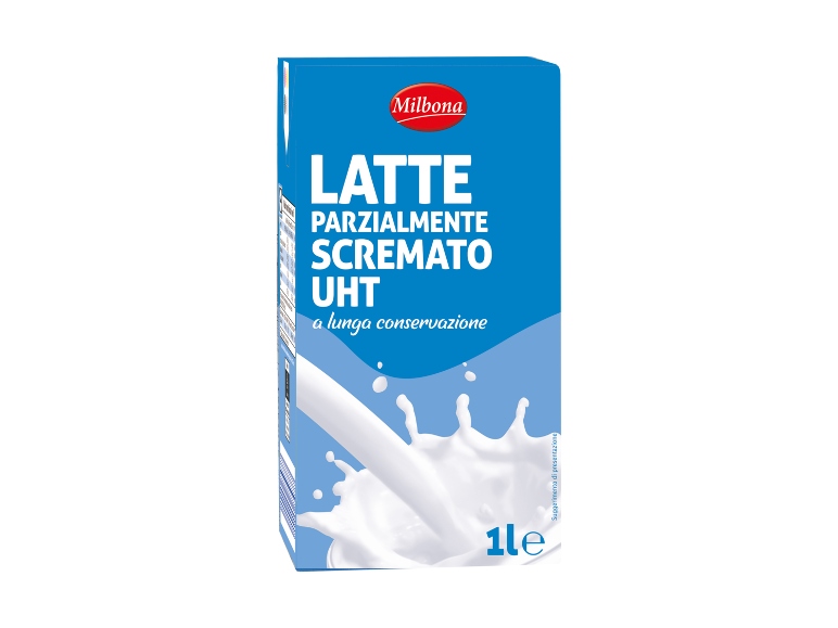 Cartone di latte parzialmente scremato UHT a lunga conservazione con schizzi di latte.