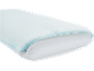 Cuscino rinfrescante con la scritta «COLD TOUCH» su una federa azzurra.
