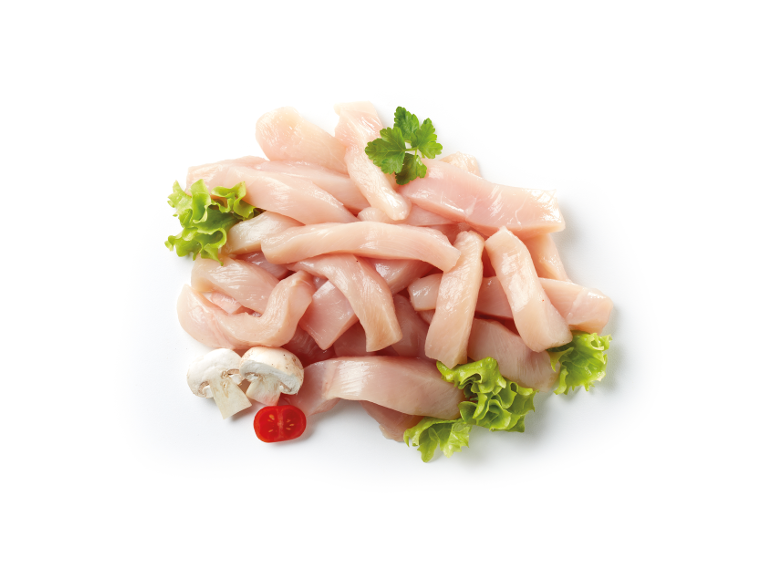 Striscioline di pollo crude con lattuga, funghi e un pomodorino.