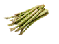 Un mazzo di asparagi verdi freschi con goccioline d'acqua su sfondo nero.
