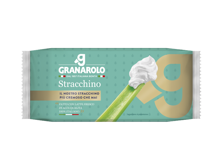 Confezione di stracchino cremoso con un gambo di sedano e la scritta «lo stracchino più cremoso».