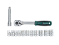 Chiave a cricchetto con prolunga e un set di 12 bussole da 8mm a 19mm.