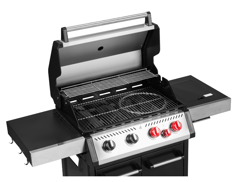 Barbecue a gas con tre bruciatori, ripiani laterali e manopole di controllo rosse.
