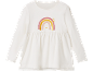 Vestito bianco a maniche lunghe con stampa arcobaleno e cuori dorati.