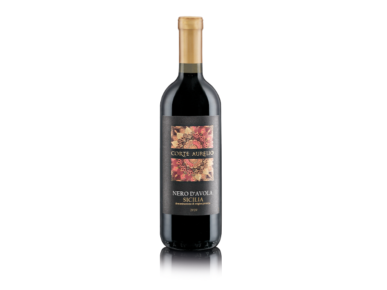 Bottiglia di vino rosso con etichetta scura e design floreale a mandala, con testo dorato.