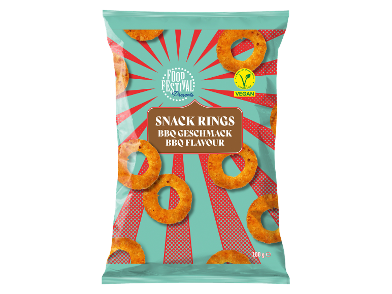 Anelli snack gusto BBQ, vegani, busta da 100g con design retrò da festival.