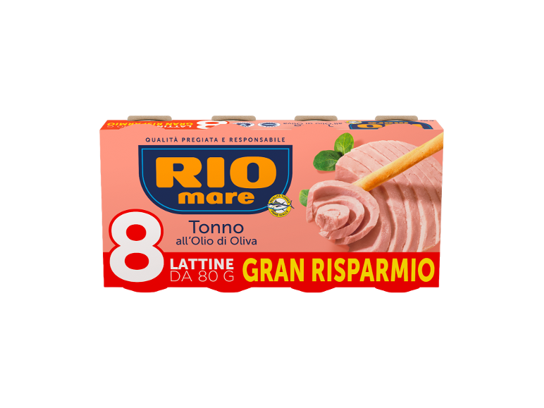 Confezione da 8 lattine di tonno all'olio d'oliva, con la scritta 'GRAN RISPARMIO'.