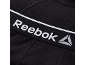 Tessuto nero con fascia elastica con testo bianco e logo triangolare.