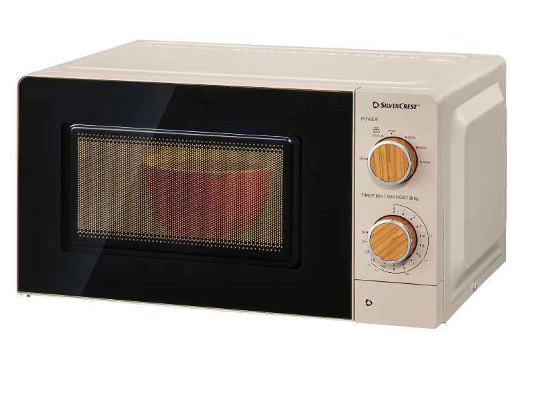 Forno a microonde color crema con sportello nero, manopole in legno per potenza e timer, e design retrò.