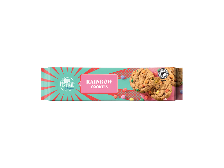 Confezione di biscotti arcobaleno con gocce colorate, con la scritta 'RAINBOW COOKIES'.