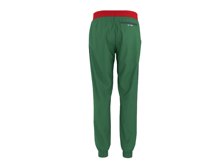 Pantaloni della tuta verdi con elastico rosso in vita e taschino con 'EST. 1996'