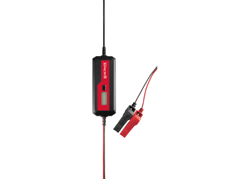 Caricabatterie per auto nero e rosso con schermo LCD e morsetti per batteria.