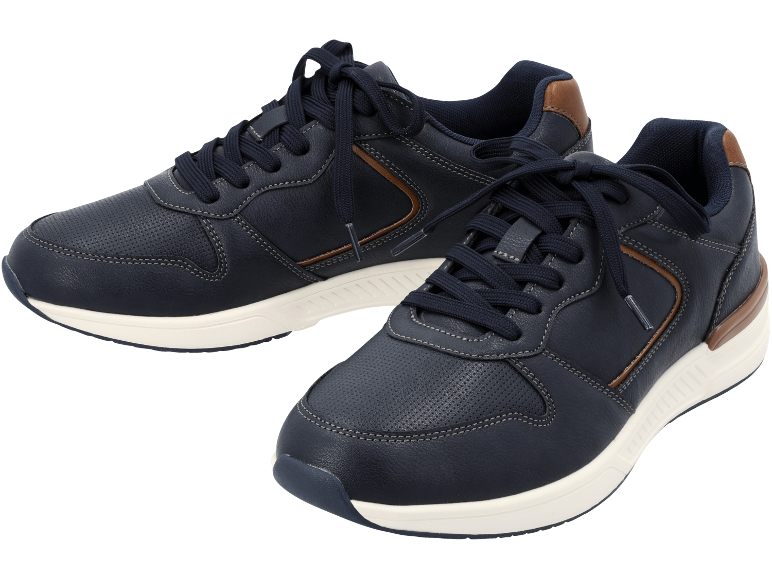 Paio di sneakers blu scuro con dettagli marroni e suole bianche.
