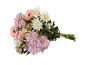 Mazzo di fiori con dalie rosa, gerbere rosa e crisantemi bianchi.