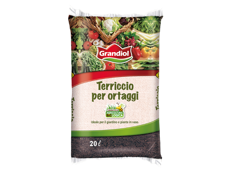 Sacco di terriccio per ortaggi con verdure fresche, testo 'Terriccio per ortaggi' e '20 l'.