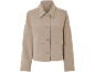 Giacca beige a maniche lunghe con colletto, tasche sul petto e bottoni.