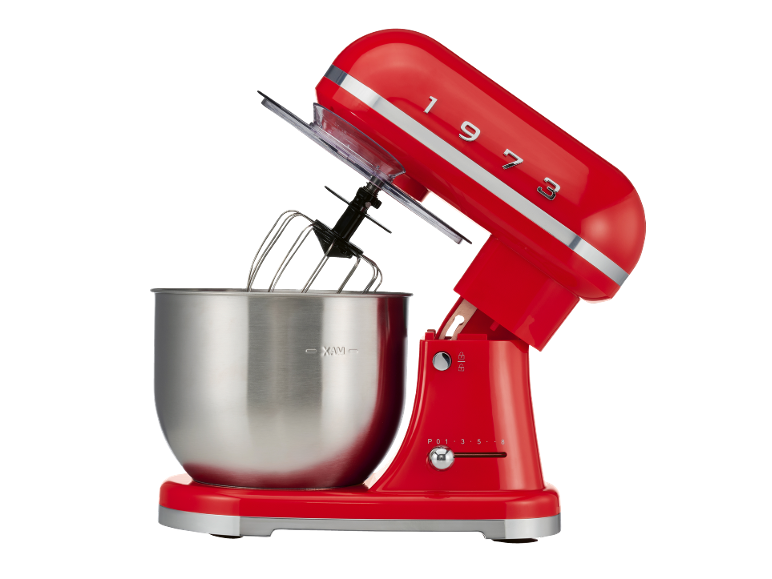 Impastatrice rossa con ciotola in acciaio inossidabile e accessori, con il numero 1973.