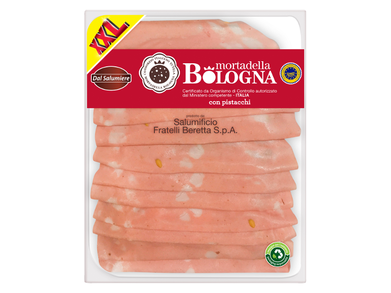 Confezione di mortadella Bologna con pistacchi, con sigillo di qualità e imballaggio responsabile.