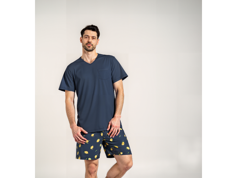 Pigiama da uomo a maniche corte e pantaloncini con motivo a limoni.