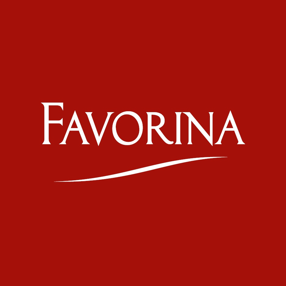 Logo bianco con scritta elegante su sfondo rosso scuro.