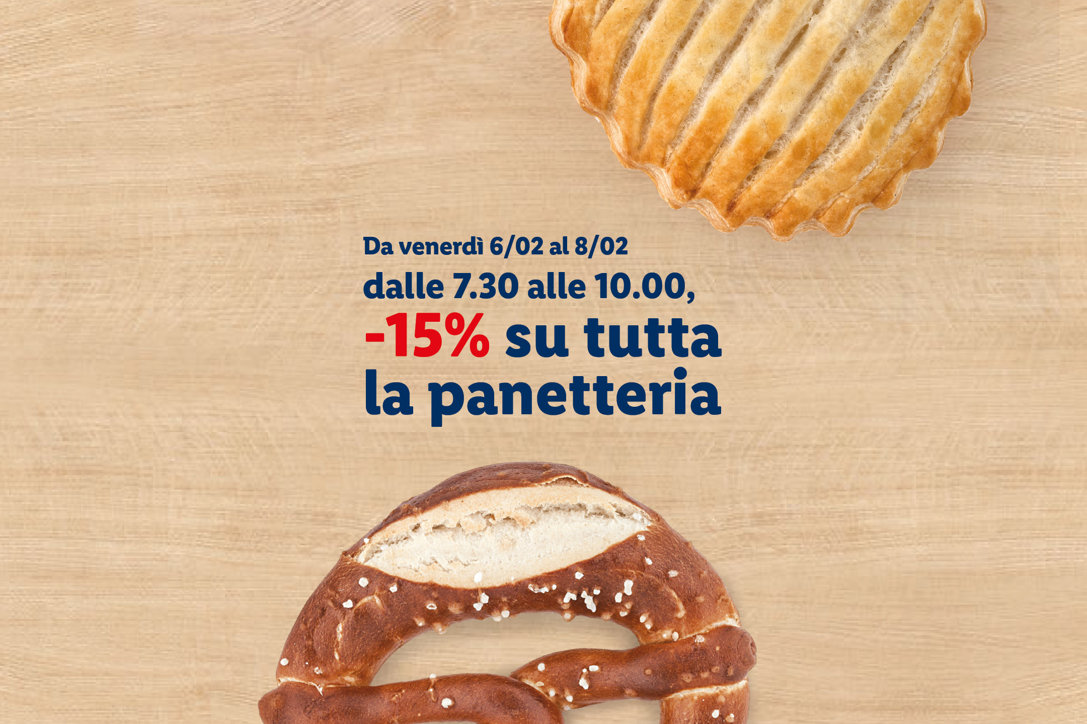 Un pretzel e un dolce di pasta sfoglia su un tavolo di legno con un'offerta del 15% sulla panetteria.